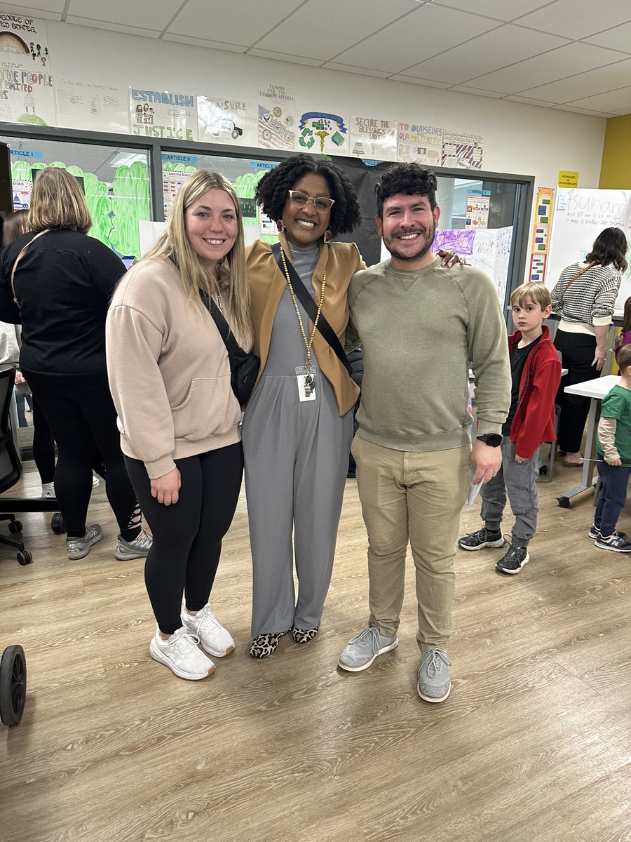 Mary Rykowski (@mrykowski1) on Twitter photo So happy to support these educators who are agents of change! <a href="/wcsdistrict/">Worthington Schools</a> #Itsworthit So happy to support these educators who are agents of change! <a href="/wcsdistrict/">Worthington Schools</a> #Itsworthit