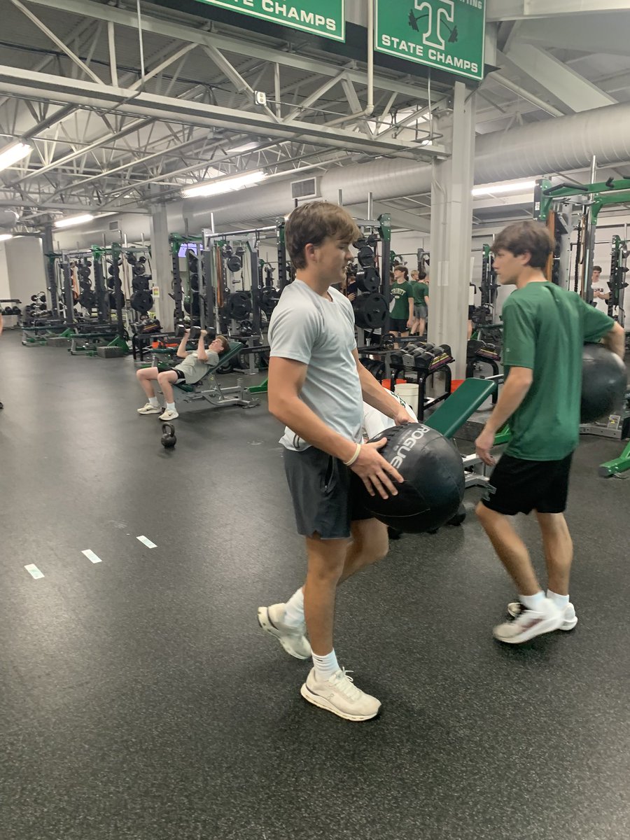 thsgolfteam's tweet photo. It may be Masters week but the Rocks are conditioning to be stronger than ever by the fall. Go Rocks; strength &amp; honor! https://t.co/BCqNi4YGb7
