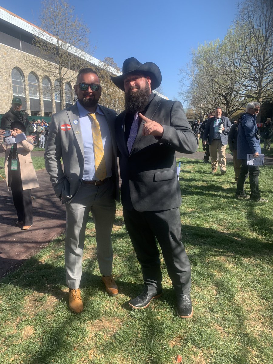 WharffJason's tweet photo. Thanks @sportofkings4 for a great day At keenland!!!! 
S.O.K to the moon … https://t.co/qRWiQb7vmf