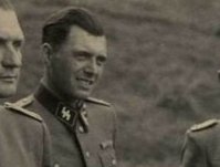 ¿Sabías que Josef Mengele pretendió abrir una farmacia en Asunción?. En 1959, su estadía en Asunción era tan impune y libre, que en algún momento buscó emprender libremente. 

Por supuesto, con las búsquedas internacionales sobre este personaje, sus ideas quedaron en la nada.