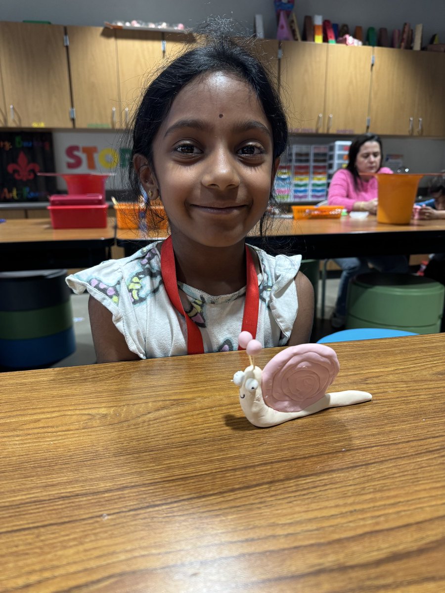 brandyb422's tweet photo. We’re just wiggling along in 2nd grade art with these fun snail sculptures! @campbellcubs https://t.co/jNDGK3DAJ0