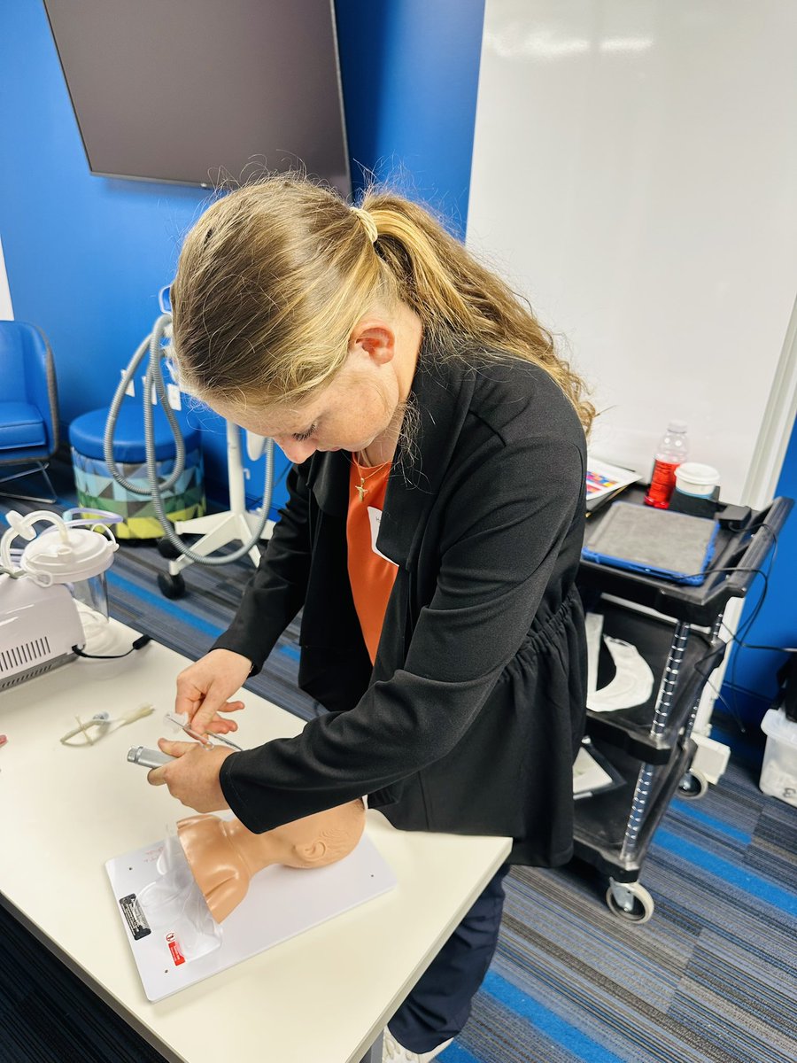 Karns High Health Sciences & Human Services tweet media