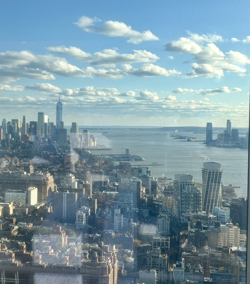 Bibblast's tweet photo. Enjoying  @tapestry  @Coach @SAP  @awscloud in the Big Apple https://t.co/plzghsUvkL
