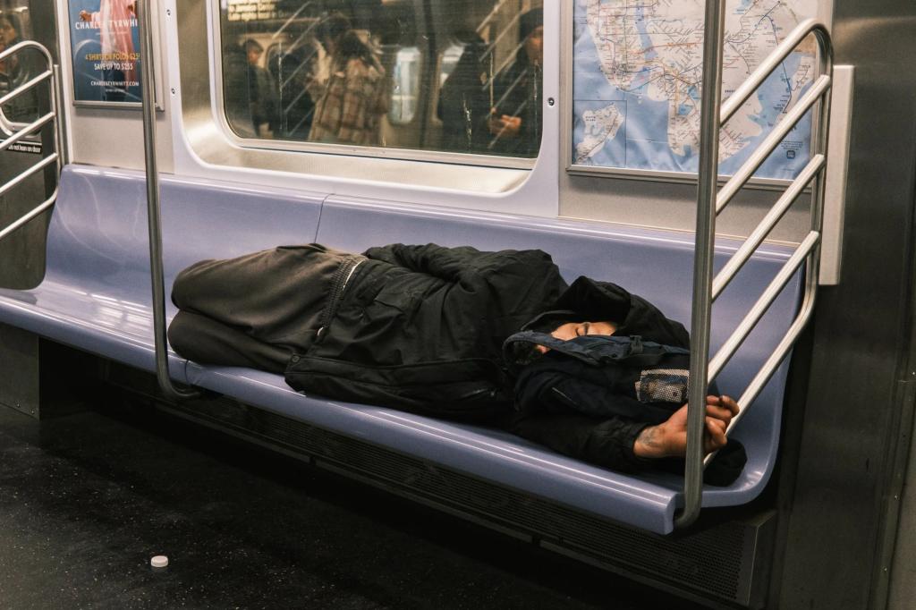 NYPostOpinion's tweet photo. Eric Adams: It’s inhumane NOT to move ahead with involuntary commitment of the worst-off mentally ill https://t.co/HvsL81Bxfy https://t.co/Us8JLgmbWd