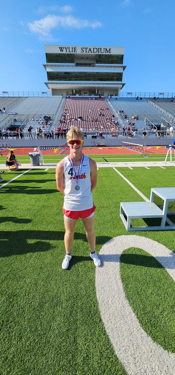 2025 UIL Area 9/10-6A Meet
800m - 🥈 
*Regional Qualifier*
Evan Martin