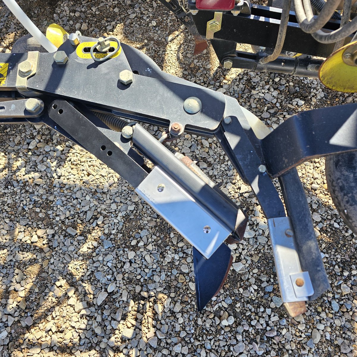 BuffaloAgLtd's tweet image. It&apos;s warming up fast in Sask, and the rush is on to be ready for this year&apos;s seeding season! #outfordelivery