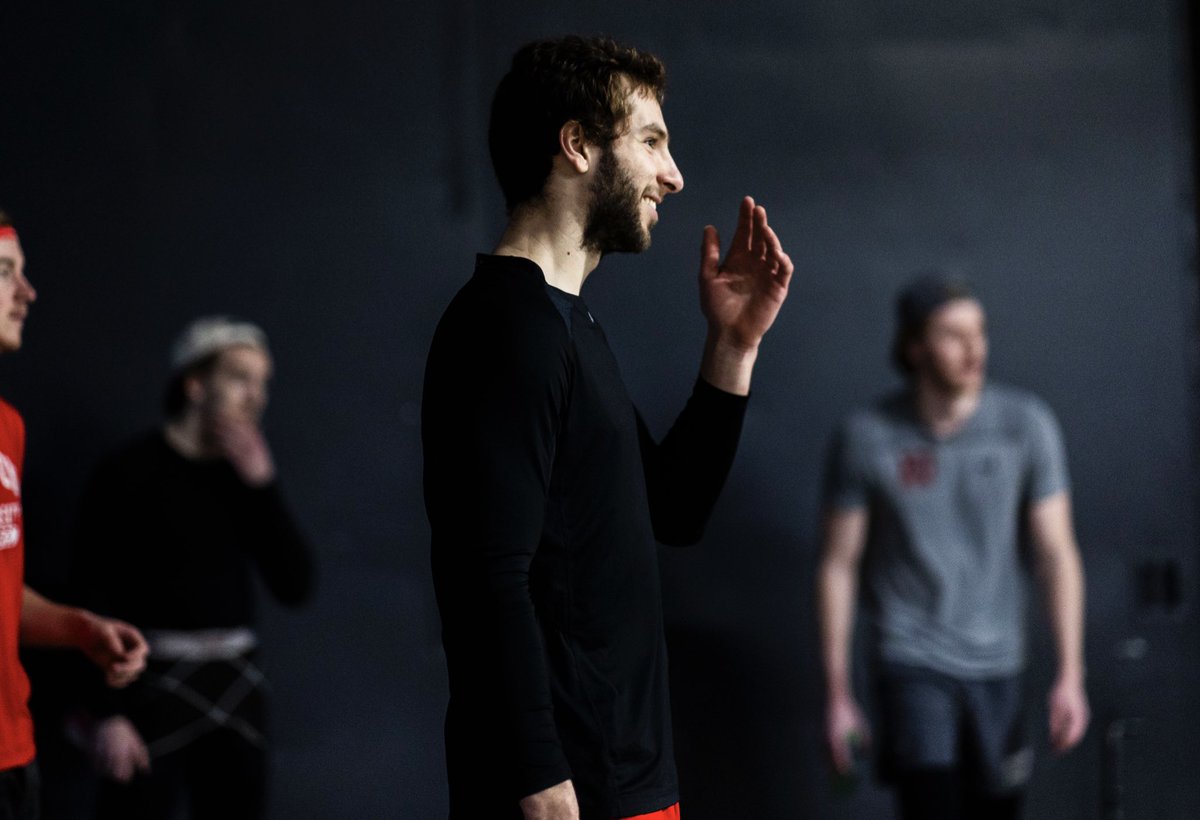 Vibes are good as we await our turn!

📸 <a href="/mattwoolverton/">Matt Woolverton</a>