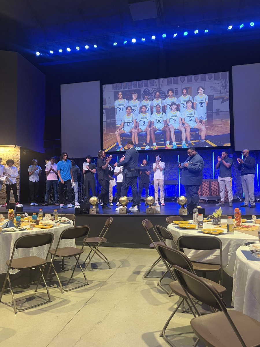 @STPTigerHoops tweet media