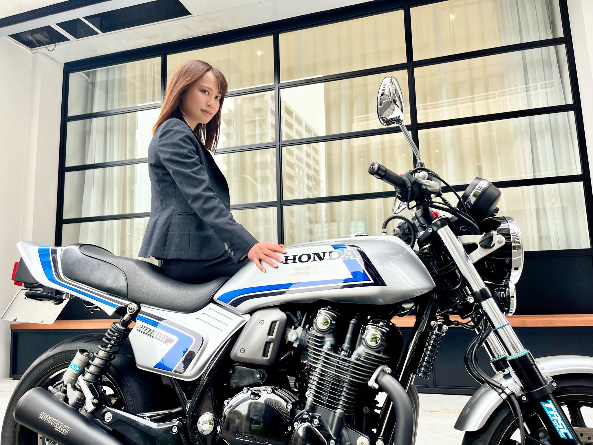 Cyber LED KAWASAKI Ninja ZX-25R カスタムヘッドライト