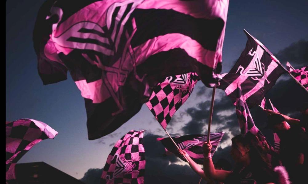 Thank you to our supporters!!! We were all one. We created this club for nights like this where legends are made. 

Para nuestra afición que hoy despertó un poco más feliz. Gracias!!! Creamos este club para noches como esta que construyen leyendas.