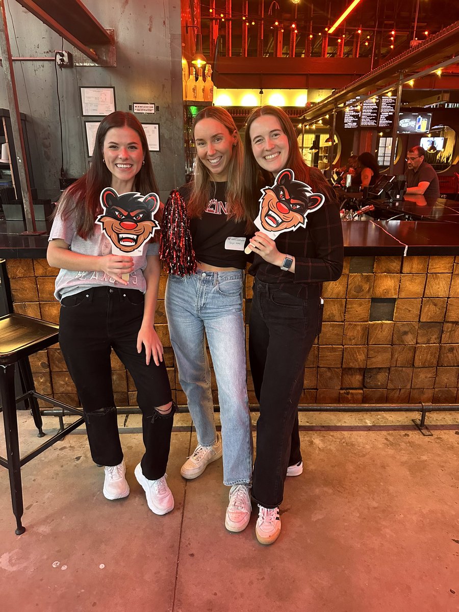 Tαryn Moske tweet media