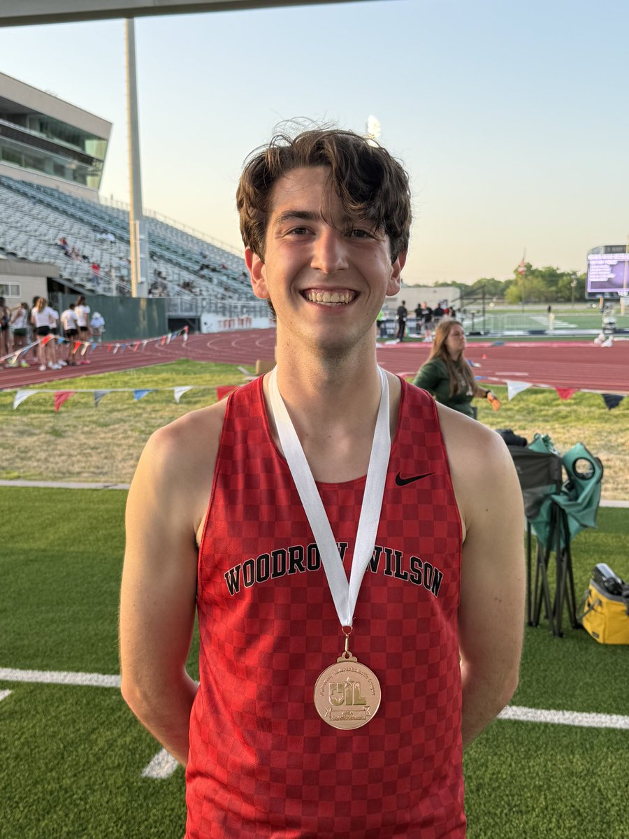 Congratulations to Junior John McKenna
for qualifying for the Regional Track Meet in the 1600!

We are so proud of you!
#ToeTheLine
