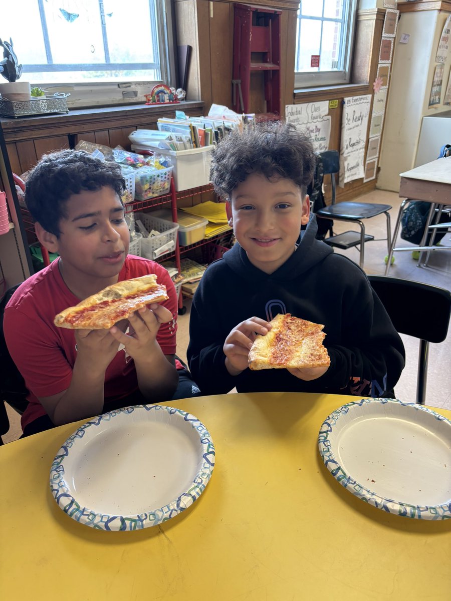 Ms. Andrade tweet media