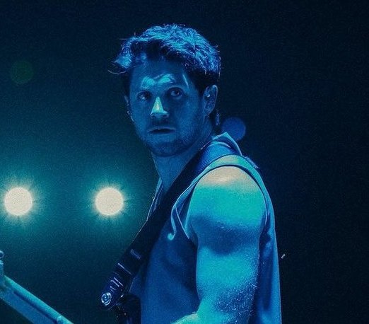 flickerofgold's tweet photo. HIM!! 🙌🏻 https://t.co/3INbyRabcb