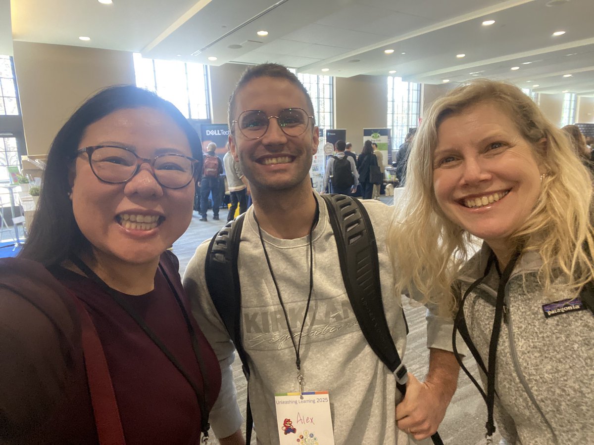 SukWu1's tweet photo. Coming back to where I started as a DLL! Great opportunity for learning and making connections with former colleagues #TDSBUL2025 @dmms_tdsb @TDSBMuirhead https://t.co/wTnoVY2eSo