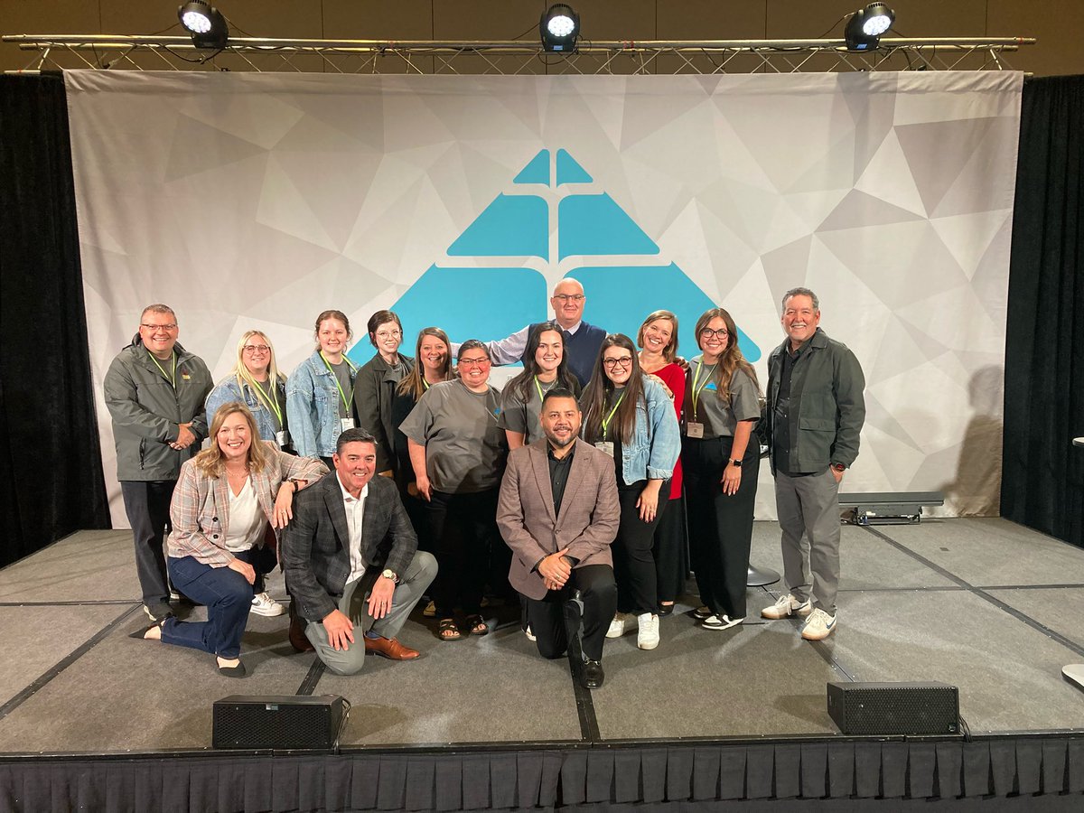 fmeswildcats's tweet photo. Several of our teachers learned practical ways to collaborate and use data to better support all students through strong teaching and timely help, thanks to what they took away from the RTI at Work Institute. this week!  @mikemattos65 @eric_langhans https://t.co/OviCur2q2t