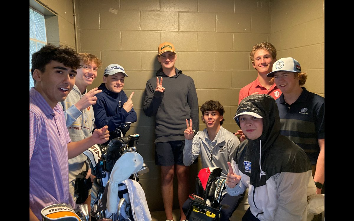 WCABurkey's tweet photo. Bad news is we only got in about 5 holes for the practice round today- the good news is we got in a little extra team bonding at the midway point shelter while waiting for the strong winds and drenching rain to pass by #gottaloveSTLweather #springsports https://t.co/xuVRwzUIEQ