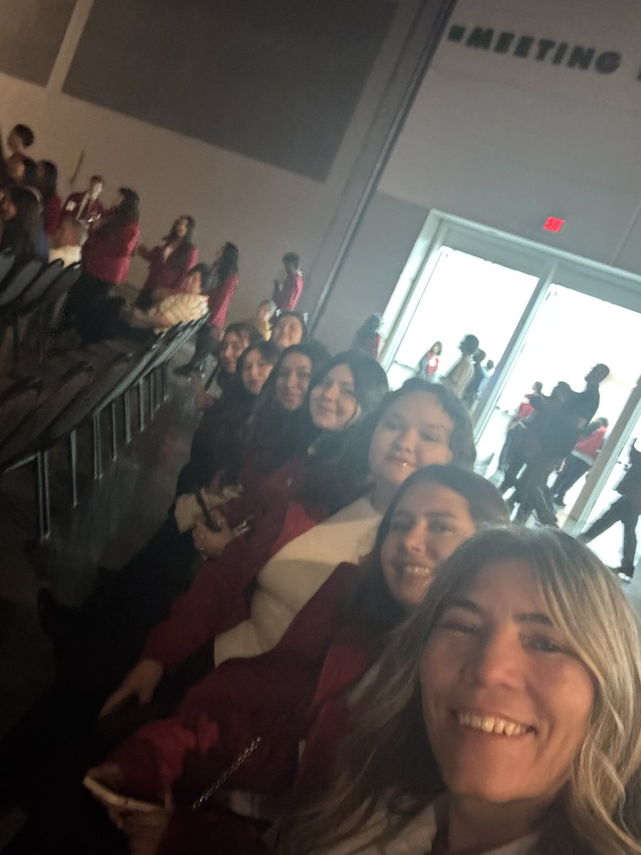 BCHSFCS1's tweet photo. BCHS FCS SkillsUSA State Leadership & Skills Conference Team! Opening Ceremonies #bchsed #bchspride #muhsd https://t.co/NH4dbcxwHX