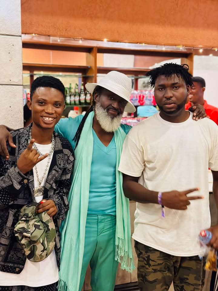 _iamjayranks's tweet photo. Happy Birthday to the legendary @ReggieRockstone, the pioneer who brought rap and hip life music to the Ghanaian scene! Today, we celebrate not just your birthday, but your incredible contributions to our rich cultural heritage.
Wishing you a day filled with love, laughter. https://t.co/mCbYLmydDK