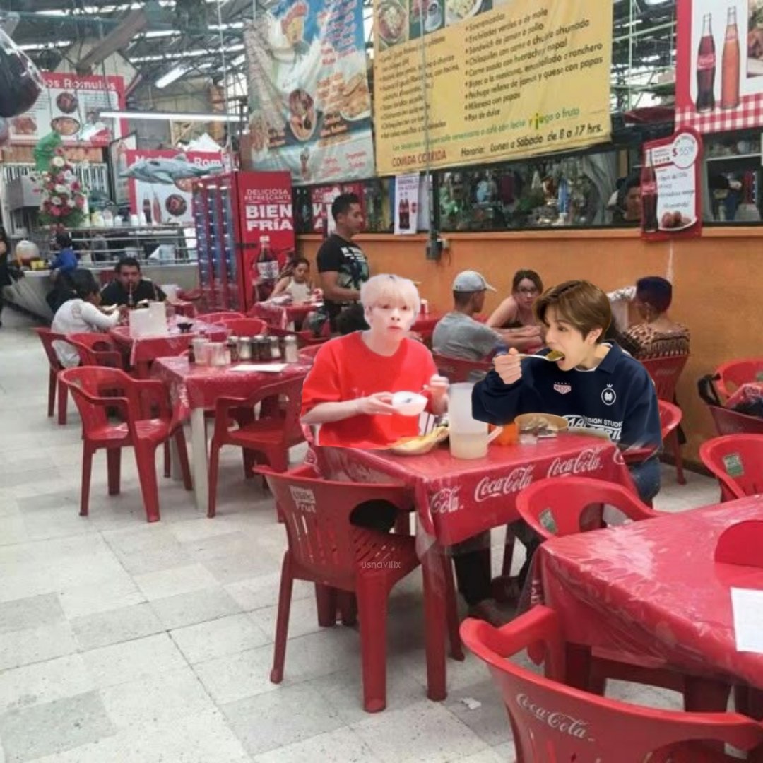 seopmexagirl's tweet photo. STRAY KIDS YA LLEGÓ A MÉXICO HELP 😭😭🇲🇽❤️

#StayDominAteInMexico
#dominATE_MEXICOCITY #STAYinMexaverse @SKZunionMexico https://t.co/OGel2nnl64