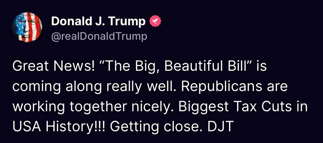 CryptoX365's tweet photo. 🚨BREAKING: Trump just posted about Tax Cuts! https://t.co/lsAOFwlTEd
