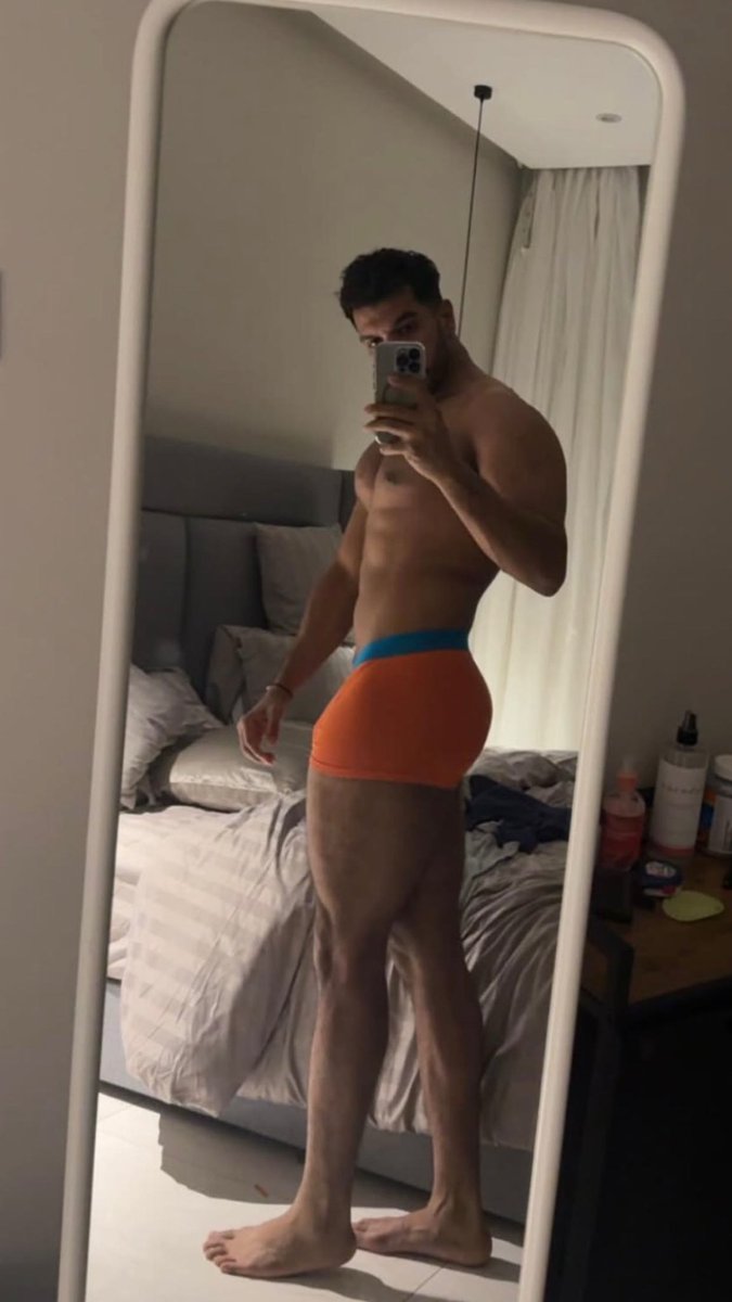 F. O. X. tweet media