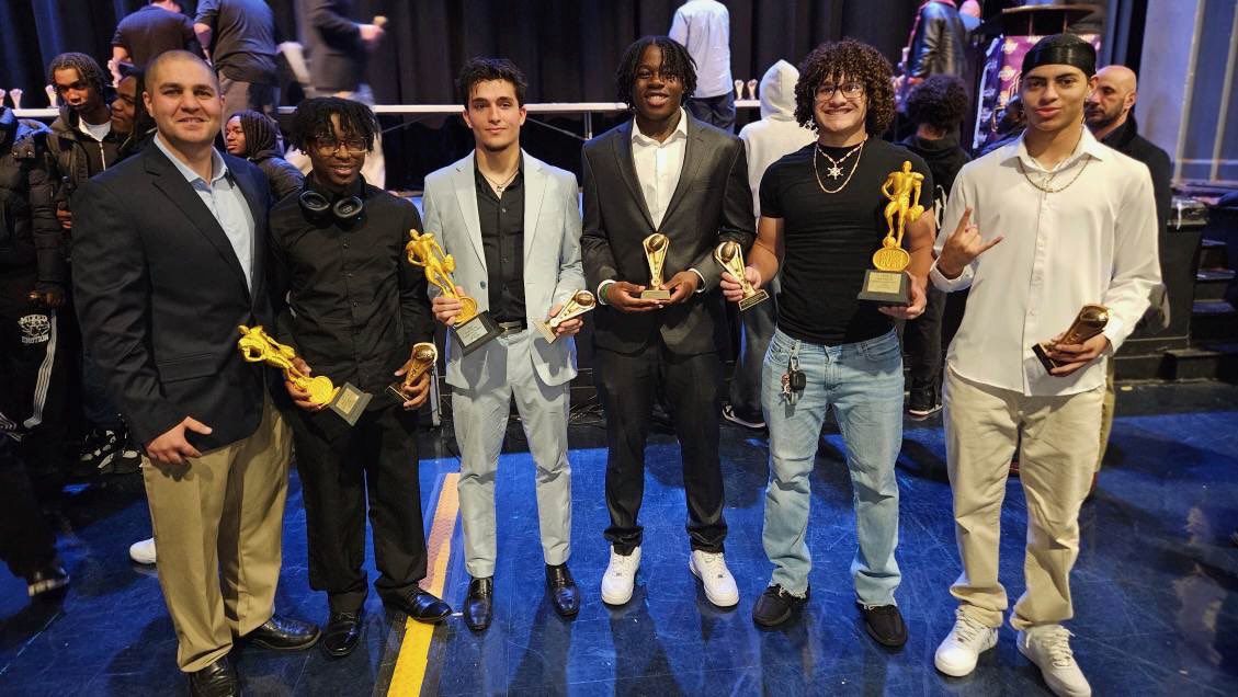 Coach Giardina (@coachg_lic) on Twitter photo Great way to end the 2025 season!
R-L
<a href="/eli_8_m/">Elias Morales</a> (Buffalo State) 2x All City, 2nd Team All State
<a href="/CanelaJosh26120/">Joshua Canela</a> (Morrisville) 2x All City
<a href="/david_fbfl_mc7/">David McClain</a> (Pace) Academic All City
<a href="/BillyFuiaxis14/">Billy Fuiaxis</a> (Nassau) 2x All City
<a href="/CarterDumas15/">Carter</a> (uncommitted) NFF Elite 11, All City Great way to end the 2025 season!
R-L
<a href="/eli_8_m/">Elias Morales</a> (Buffalo State) 2x All City, 2nd Team All State
<a href="/CanelaJosh26120/">Joshua Canela</a> (Morrisville) 2x All City
<a href="/david_fbfl_mc7/">David McClain</a> (Pace) Academic All City
<a href="/BillyFuiaxis14/">Billy Fuiaxis</a> (Nassau) 2x All City
<a href="/CarterDumas15/">Carter</a> (uncommitted) NFF Elite 11, All City