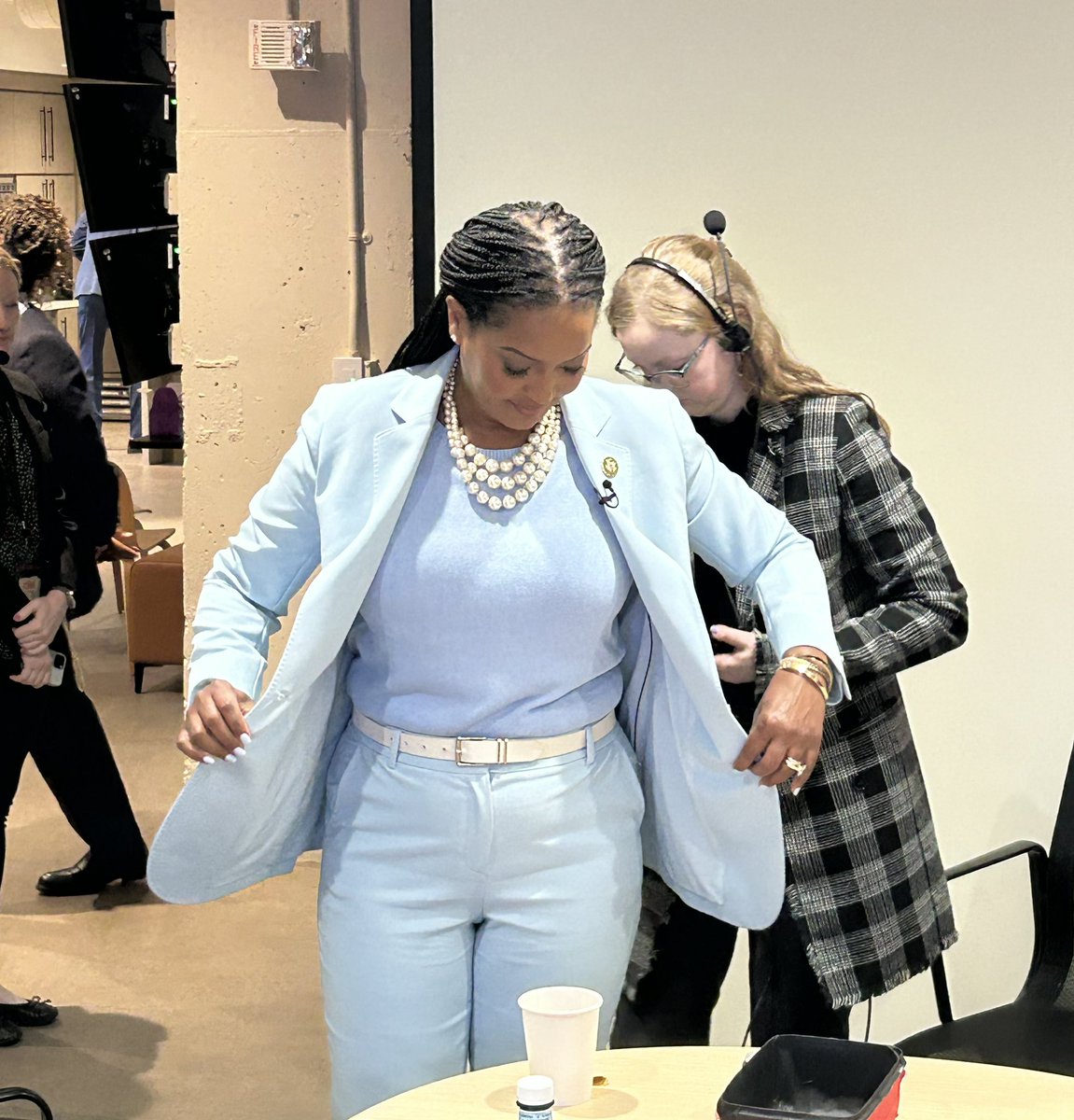 Jahana Hayes (@repjahanahayes) on Twitter photo I am mic’d up and ready for this townhall to begin. Join me, <a href="/jaketapper/">Jake Tapper 🦅</a>, and <a href="/kaitlancollins/">Kaitlan Collins</a> for a live <a href="/CNN/">CNN</a> Town Hall TONIGHT at 9PM.📺 I am mic’d up and ready for this townhall to begin. Join me, <a href="/jaketapper/">Jake Tapper 🦅</a>, and <a href="/kaitlancollins/">Kaitlan Collins</a> for a live <a href="/CNN/">CNN</a> Town Hall TONIGHT at 9PM.📺