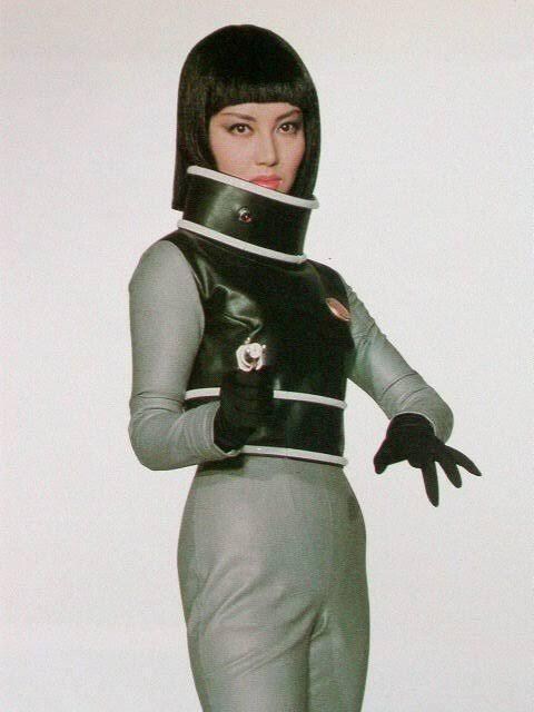 わが水野久美さんが伝説のアイコンX星人に扮した本多猪四郎監督『怪獣