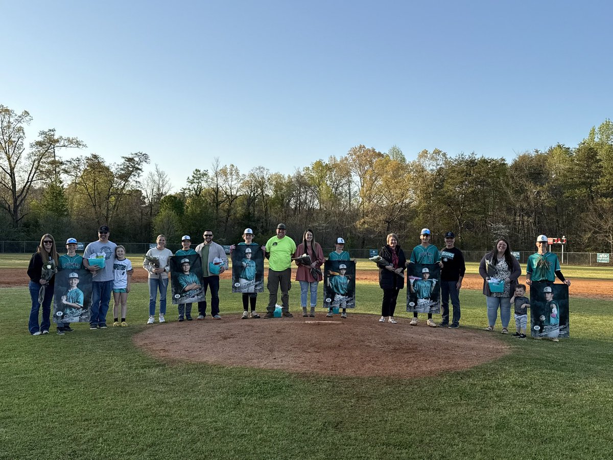 carpentersms's tweet photo. ⚾️Shout out to our 8th grade Baseball Players on their fantastic achievements over the last three years! We are proud of each of you!  #GoBeExcellent #BCStrong https://t.co/6Q6gq72u5B