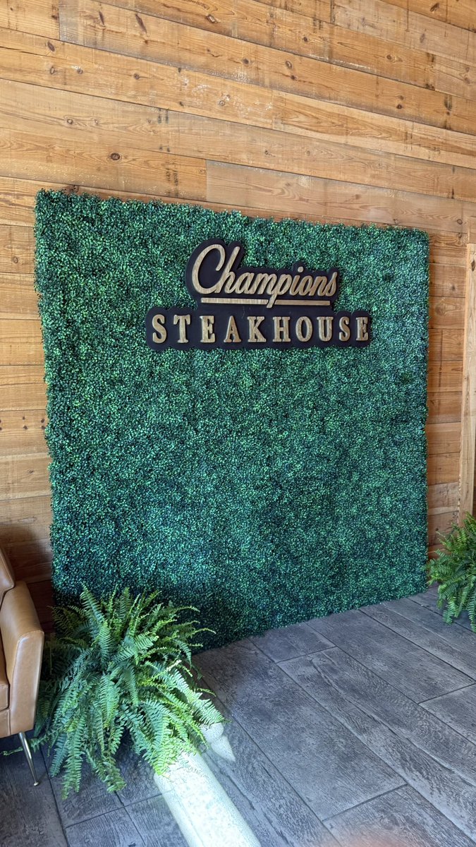 Tomorrow we dine here.