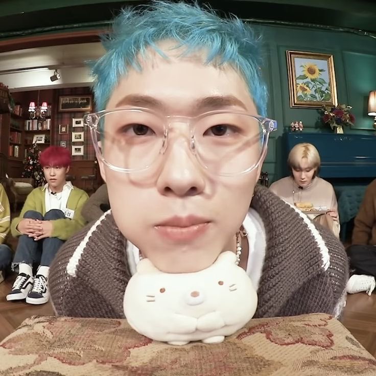 luvystarzs's tweet photo. ~ hii looking for interactive moots 
     that wanna be on happy kpop twt…

𐙚 17’ 08liner, she/they, INFP ⋆ 
        ~ not new to #stantwt // #kpoptwt !! 
𐙚 SKZ, SVT, ZB1, P1H, ATEEZ, BND, TXT
𐙚 All are welcome!! + be interactive !! 

~ ↻ + ♡ྀི are appreciated! ILY ALL!! https://t.co/bs5GvmMcW3