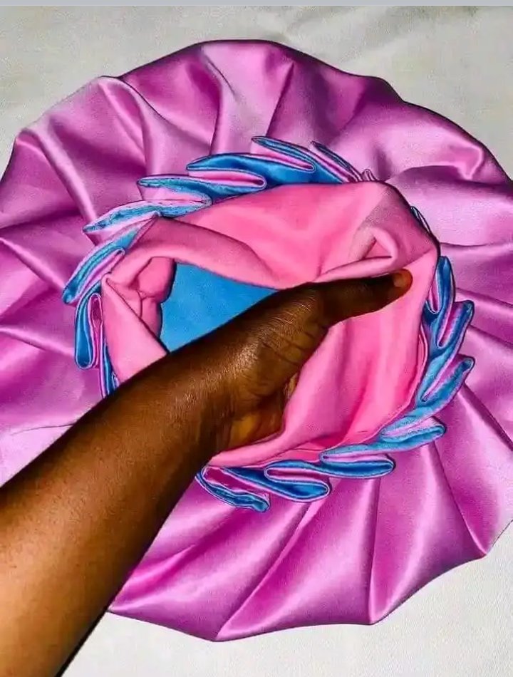 Ayomide763's tweet photo. Bonnet available in different colors ❤️❤️💯 https://t.co/aJLHrz0hBZ