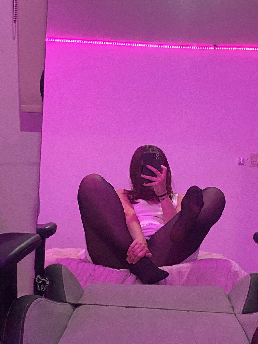 vekksya's tweet photo. my content isn’t for everyone...
just the ones who can handle it 😈
follow me &amp; find out if you’re one of them 💋
#naughtythoughts #adultpage #spicyonmain #dailytease #grownzone #exclusivefeed https://t.co/TD2s5svUlf