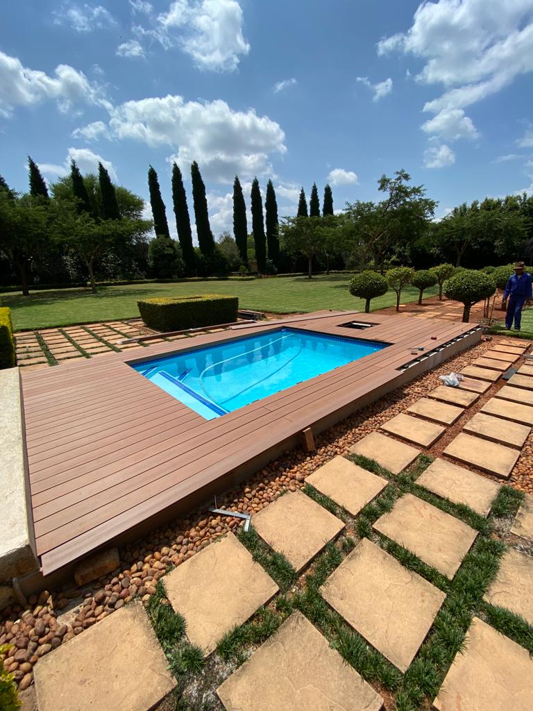 nowadeck's tweet image. 🌊 ATTENTION POOL PROFESSIONALS: THE PERFECT PARTNERSHIP 🌊

Contact us today to discuss partnership opportunities and preferred installer benefits! Visit nowatech.co.za

#PoolProfessionals #PoolDecking  #decking #pvcompositedecking #pool