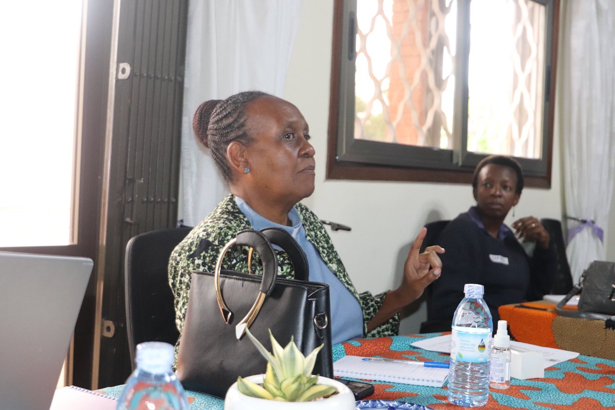 WSR_Uganda's tweet image. 🕊️ Peace messages help calm tensions, especially in polarized political climates.
They remind citizens that disagreement doesn’t mean destruction—debate can happen without violence.