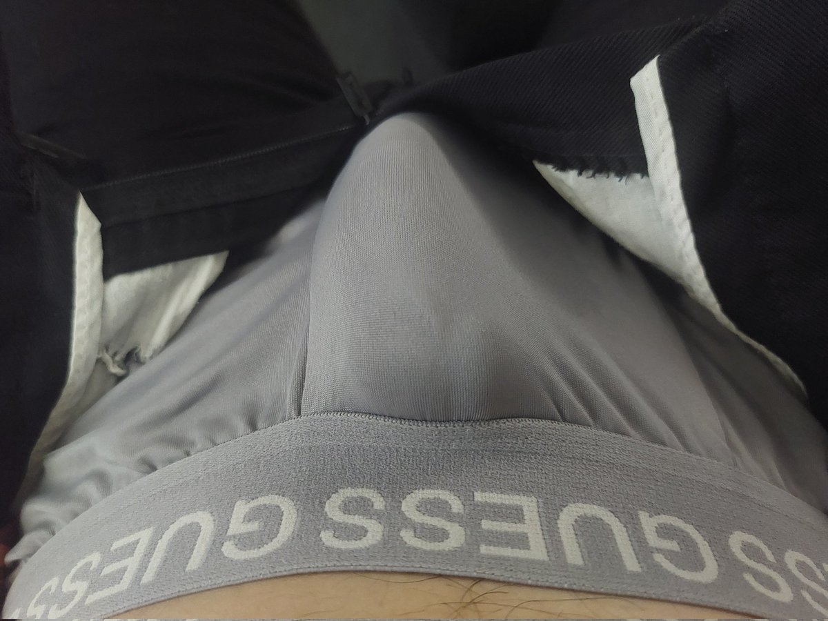 autosex69's tweet photo. กะจะนอนเล่นเฉยๆมีคนชวนคุยไปคุยมาคว.ยแข็งอีกละ  แต่ก็ชอบนะมาชวนคุยเสียว https://t.co/Jn5Wb5kKyq