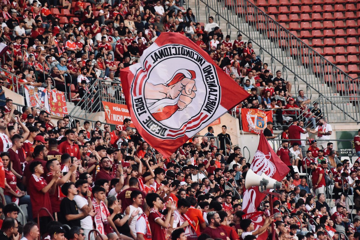 FanRealMurcia's tweet photo. 🥺Está claro que el sábado puede pasar cualquier cosa, pero… ¿no notáis como que este año es el AÑO?

Se desprende más ilusión de lo normal entre la afición, la ciudad, el equipo…

Año de creer hasta el final y de disfrutar con el equipo. Dejemos atrás supersticiones y experiencias pasadas.

El Real Murcia está más vivo que nunca.

📸: danisanchezfotografia
