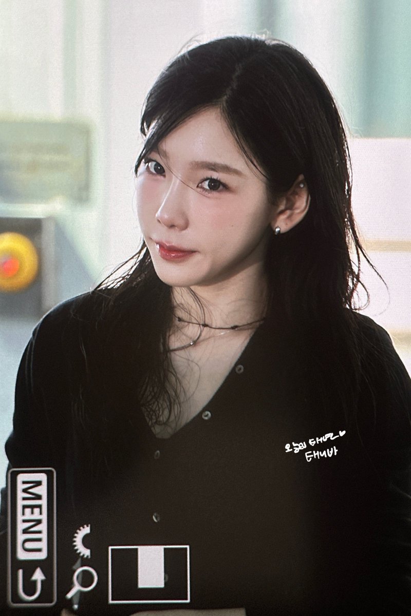 PreciousMmts's tweet photo. 250411 태연 출국 프리뷰
너무 잘 생겼젆아..
#태연 #TAEYEON https://t.co/0GfWIbjqjH