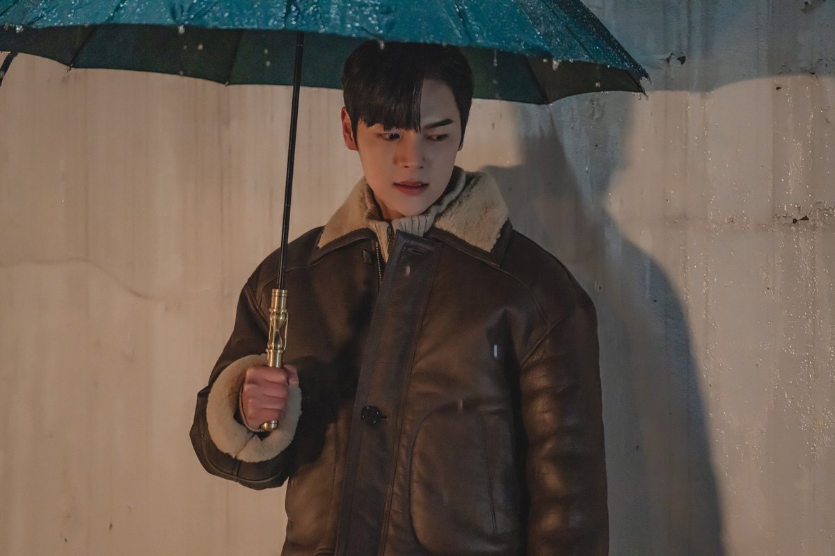 시우민이 마주한 충격적인 진실!
허식당의 운명은?

▶️웨이브, 넷플릭스 : 월, 화 오후 5시
▶️티빙, 왓챠 : 월, 화 오후 7시
▶️MBN플러스 : 월, 화 오후 9시
▶️MBN : 토, 일 오전 1시 40분

#허식당 #시우민 #추소정 #이세온 #이수민
#EXO #우주소녀
#HeosDiner #XIUMIN #ChuSojung #シウミン