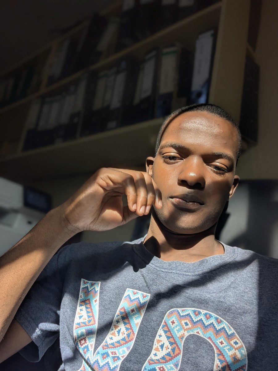 Loki_Megaa's tweet image. Quote this with any April picture of you