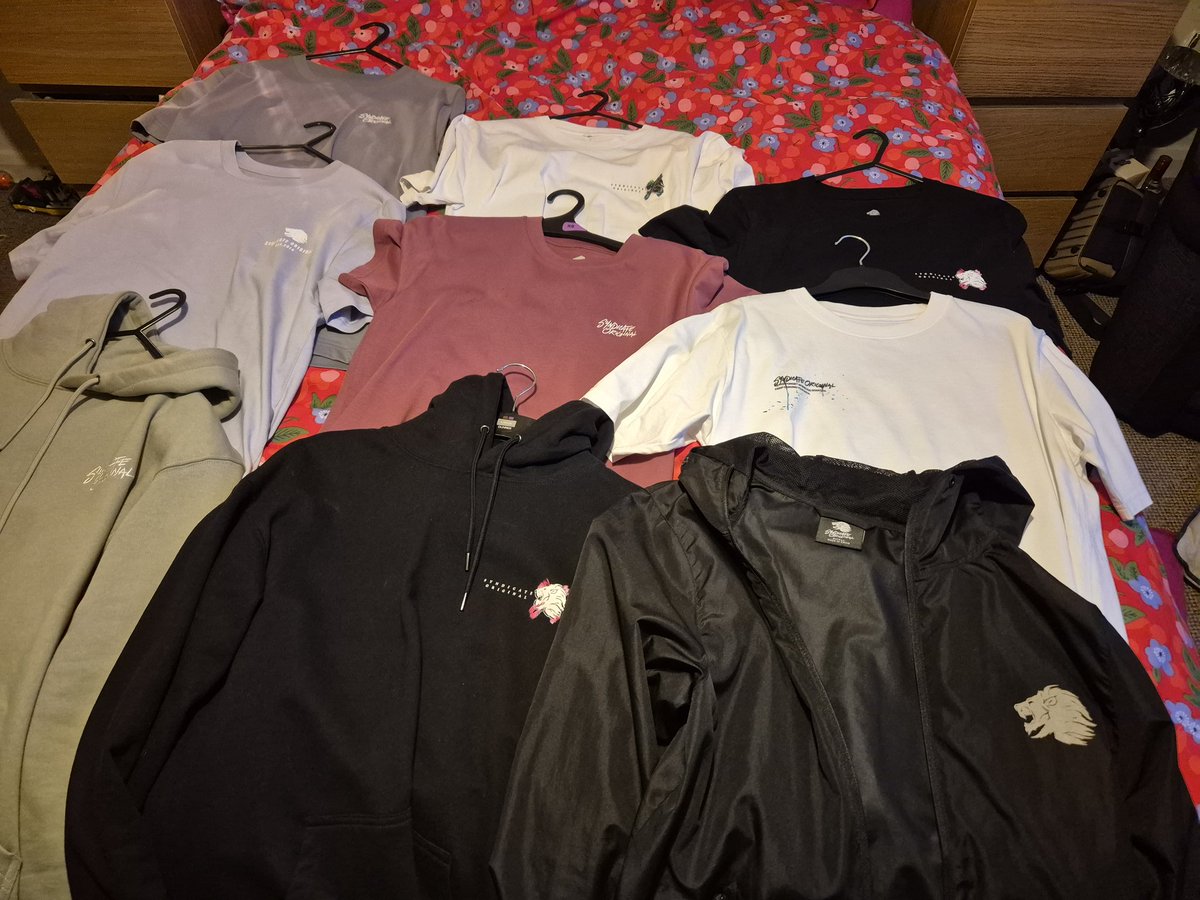 BethSloan1's tweet photo. Only some of @Syndicate clothing range, rest in the wash as I can wear them each day 😍
@SyndicateOG https://t.co/aoVoaTI8i2