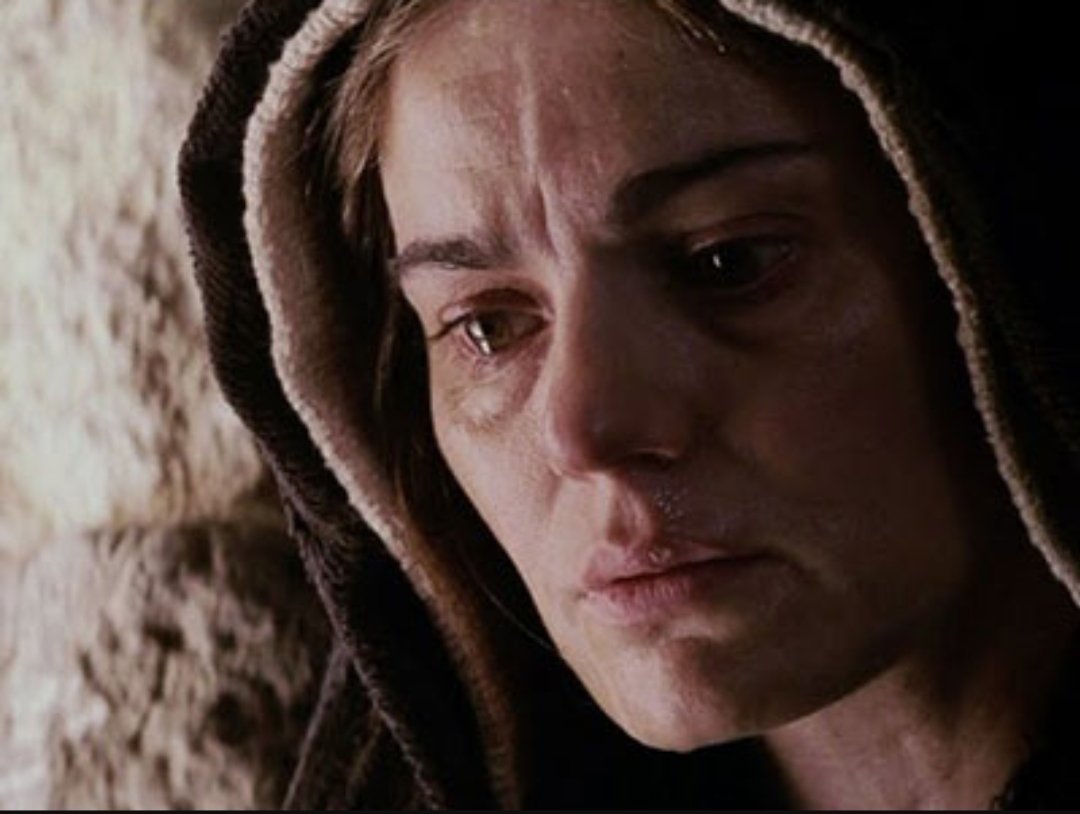 orbangabea's tweet photo. "Madre mía, enséñanos a acompañar de cerca a N.S.Jesús en su Pasión, del mismo modo que tú estuviste a su lado".

Quinto viernes de Cuaresma. 
Viernes de Dolores. https://t.co/Ydc7mIQah1