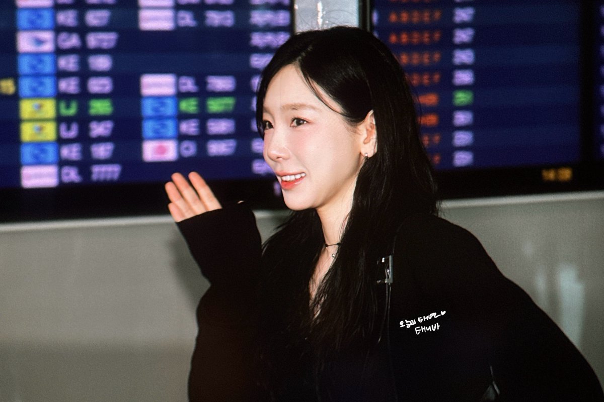 PreciousMmts's tweet photo. 250411 👼🏻🤏🏻
#태연 #TAEYEON https://t.co/tioz7UO9bS
