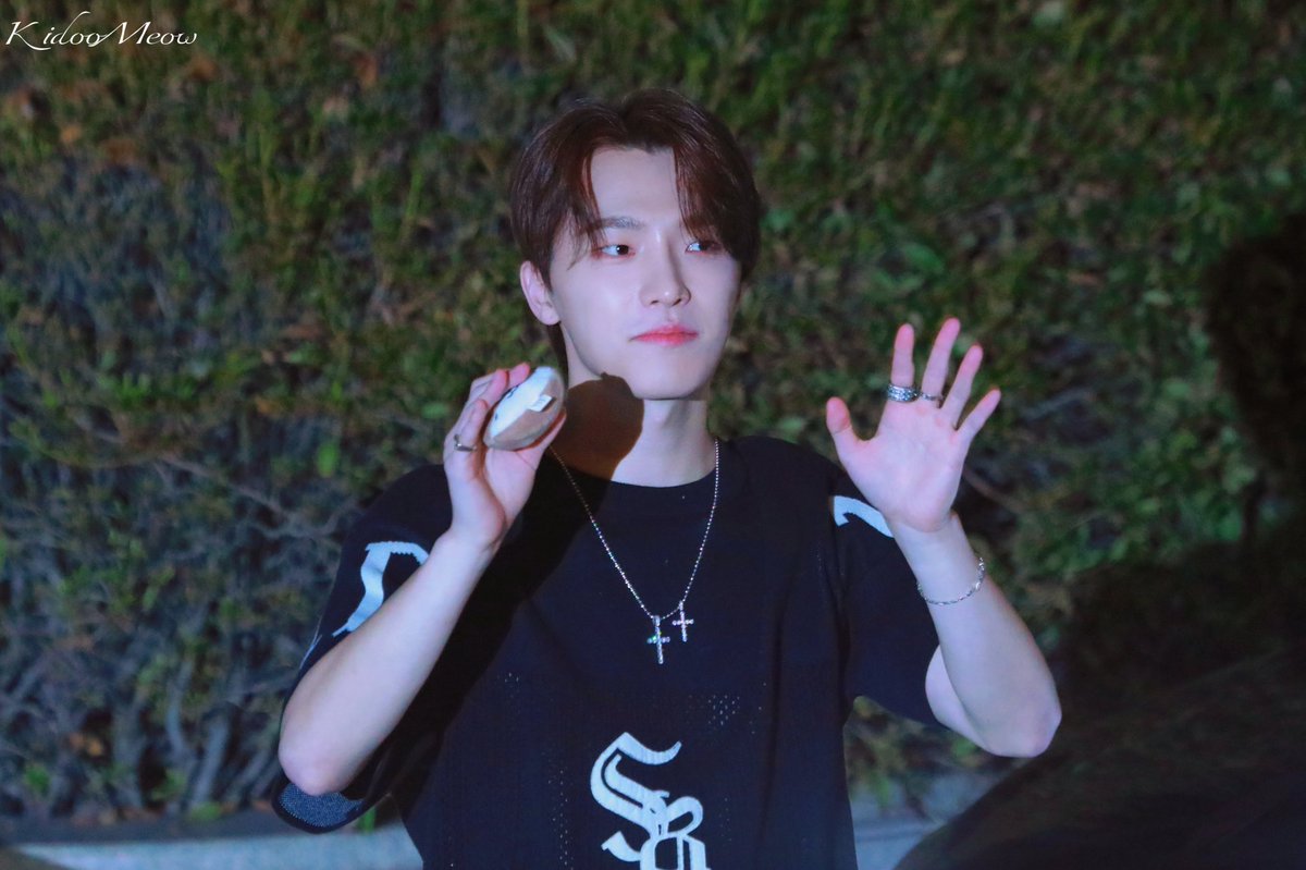 241016

#세븐틴 #SEVENTEEN
#디노 #DINO #이찬 #ディノ