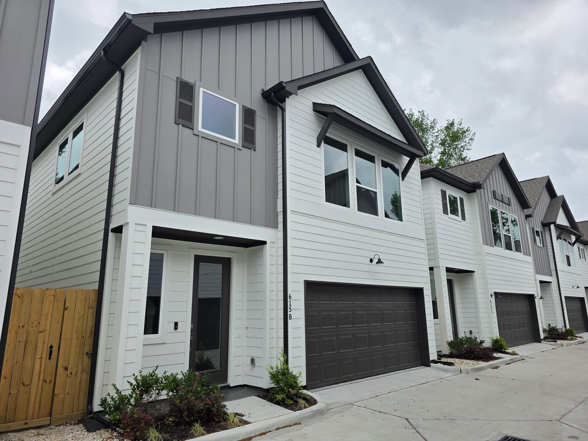 LuxeBayou's tweet photo. Check out my rental listing for 615 Northew St: Now leasing: Modern 3-bed, 2.5-bath SMART home in gated Houston community! schedule a tour today! #HoustonRentals #ForRent
https://t.co/1LCcRIkyrF via @helloavail #Houston #rental #realestate https://t.co/Jd0eBCaYGM