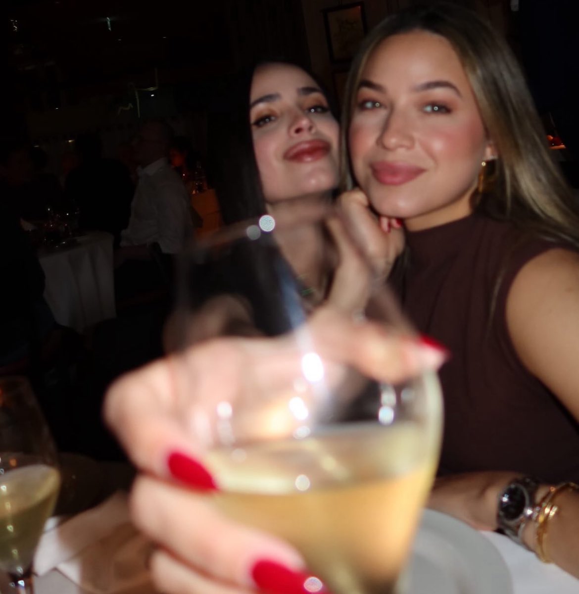 myloveissofia10's tweet photo. Mi @SofiaCarson … as your special day comes to an end I hope with all my heart you had a wonderful birthday today! 🎂

My heart is forever yours…! 🥹♥️

I love you endlessly mi Sofia…🥹🎂♥️

🎂✨11:11 ✨🎂 Make a wish. 

Cheers to 32…♥️🥂

Forever, 
Your Kaylee. 🥹♥️ https://t.co/OXcvlxuCMS