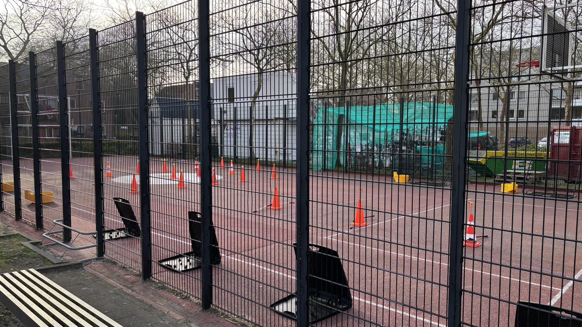 De Heerdstee tweet media