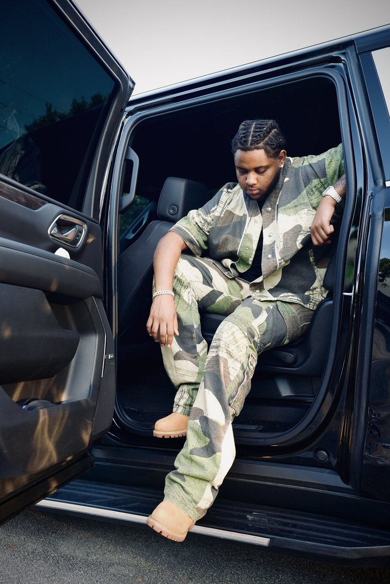 Now I’m 22, fat &amp; sexy 😏