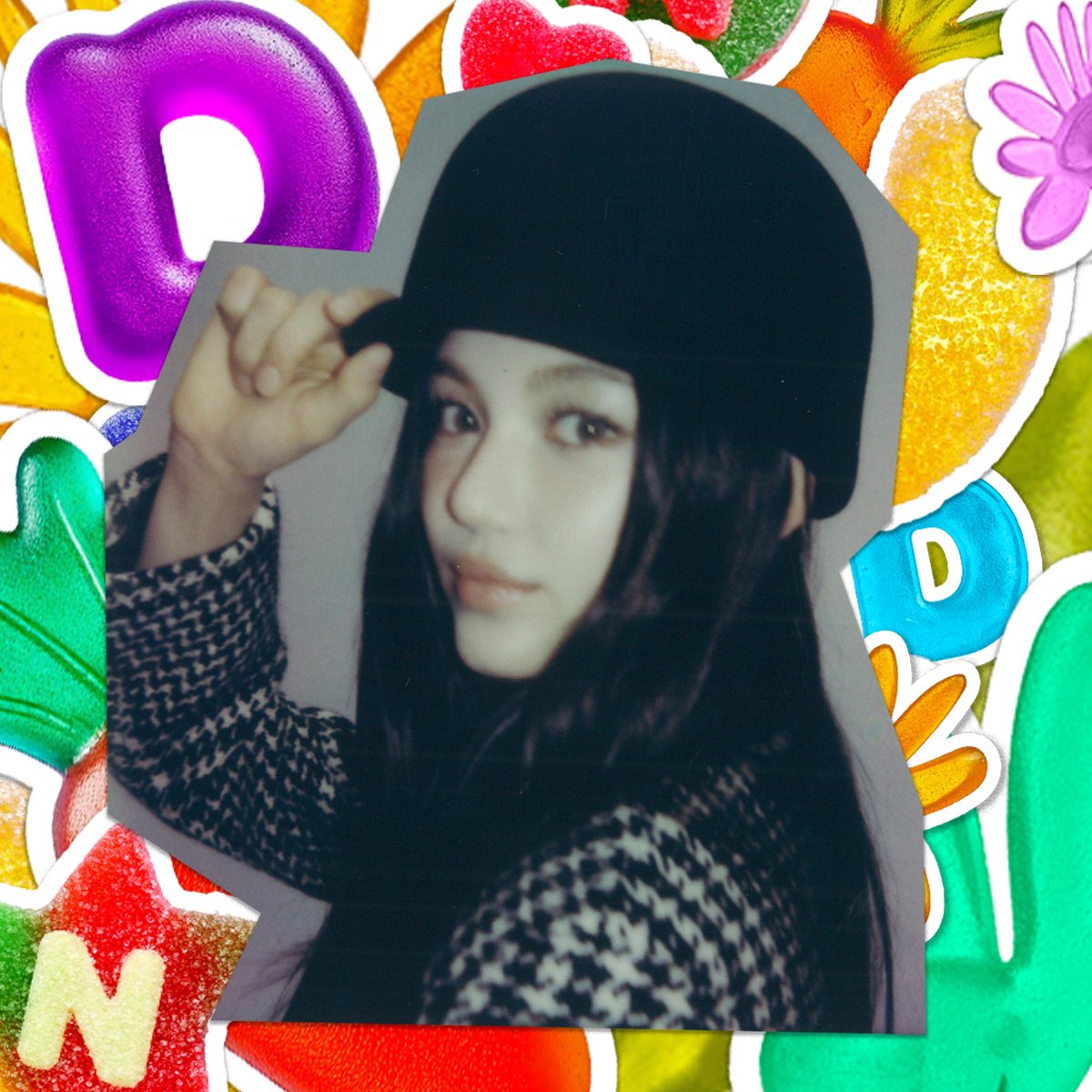modani_st's tweet photo. HAPPY DANIELLE DAY🧡 #다니엘 #DANIELLE https://t.co/MBvdV1Qw0U